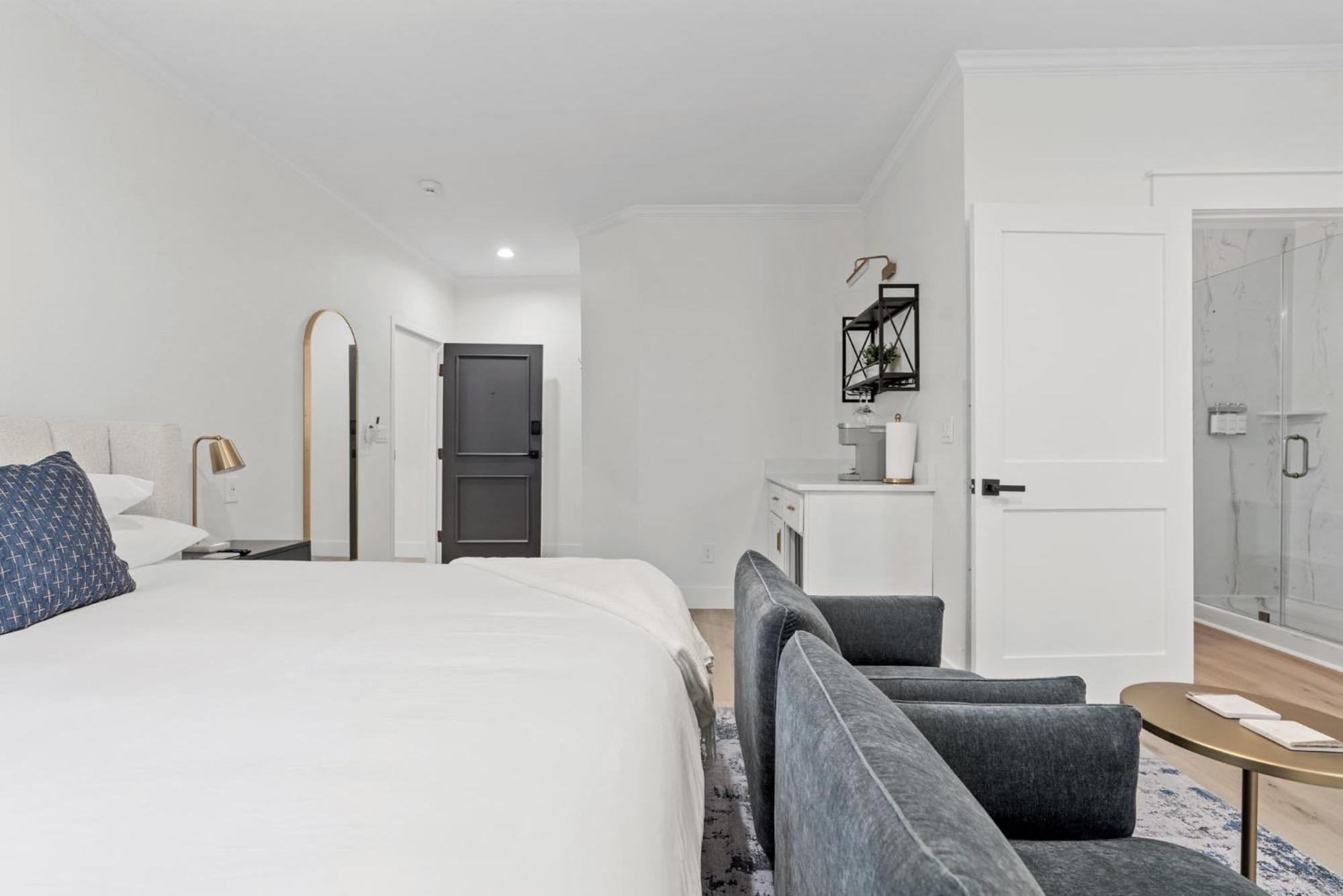 27 On Park Boutique Hotel & Venue Dahlonega Bagian luar foto