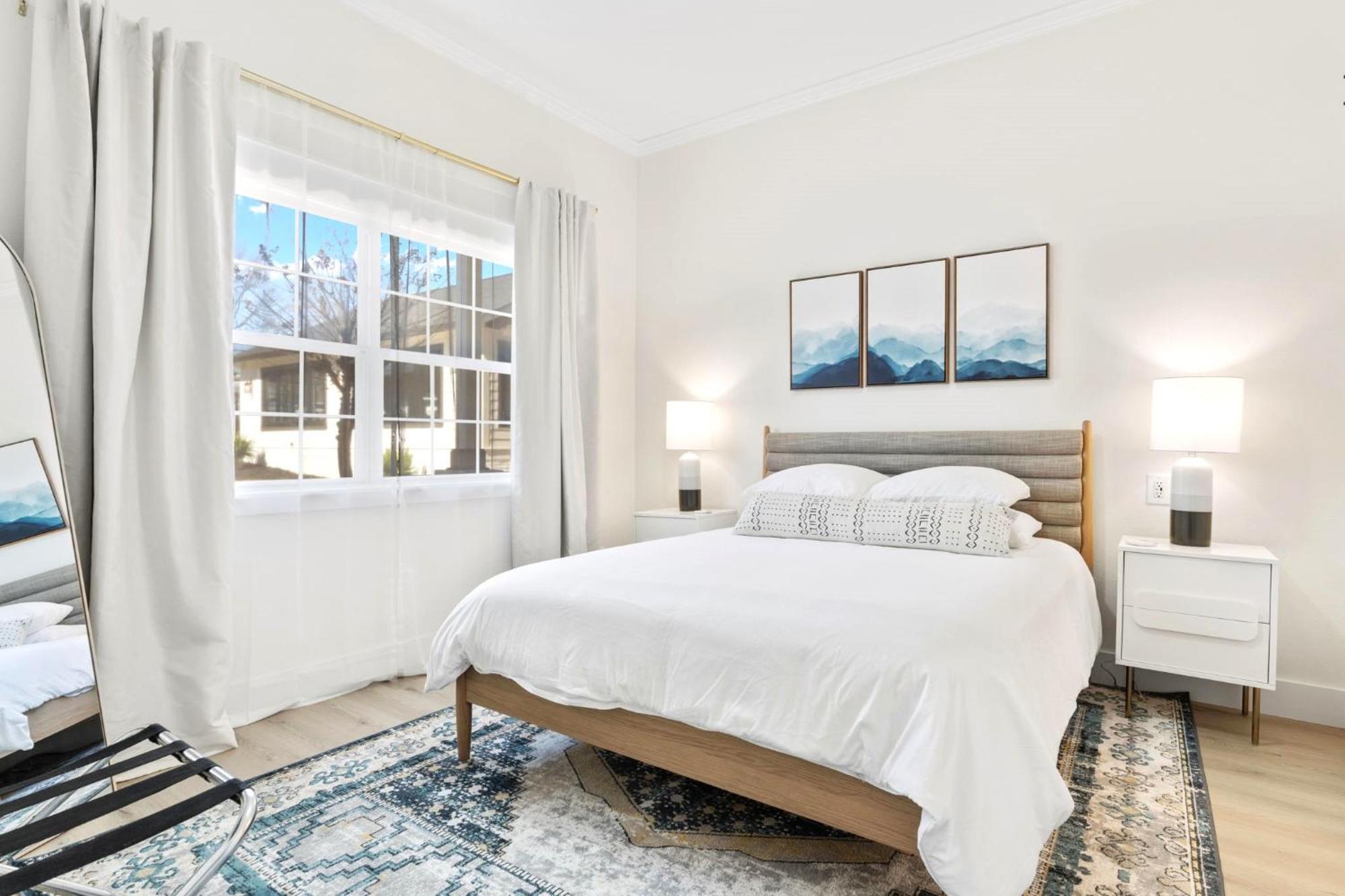 27 On Park Boutique Hotel & Venue Dahlonega Bagian luar foto
