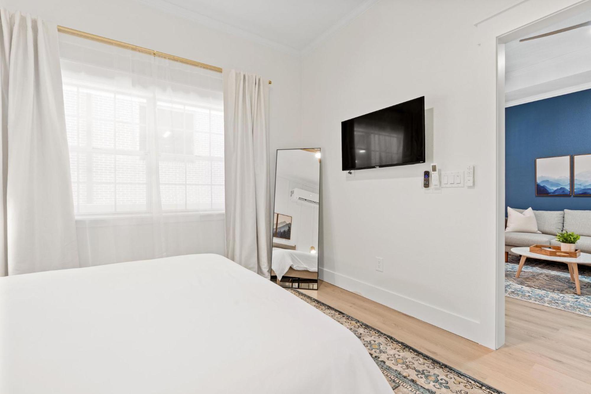 27 On Park Boutique Hotel & Venue Dahlonega Bagian luar foto