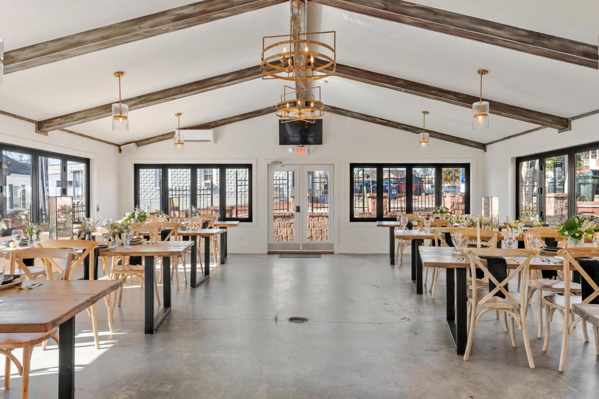 27 On Park Boutique Hotel & Venue Dahlonega Bagian luar foto
