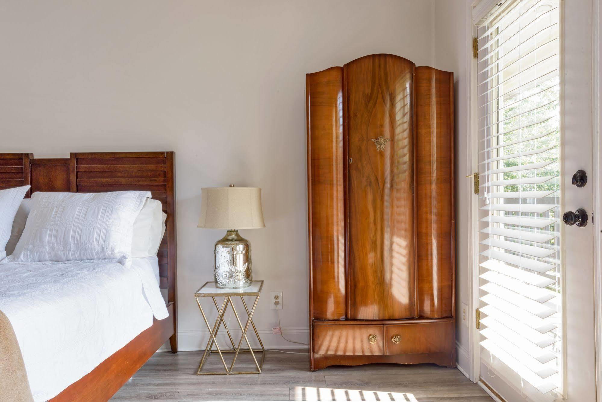 27 On Park Boutique Hotel & Venue Dahlonega Bagian luar foto